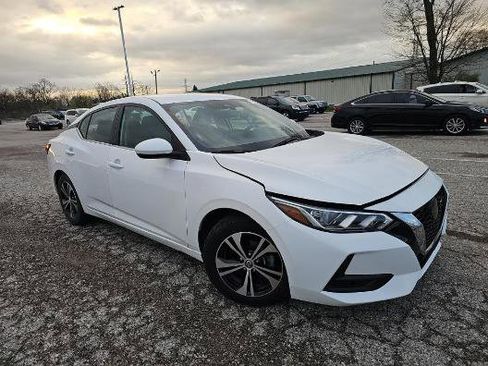 Used 2023 Nissan Sentra SV image 3