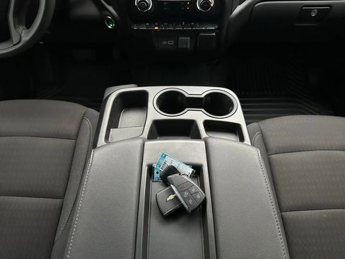 Used 2024 Chevrolet Silverado 1500 Custom image 21