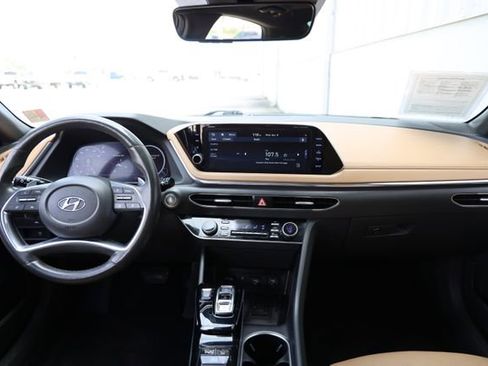 Used 2021 Hyundai Sonata Limited FWD image 13