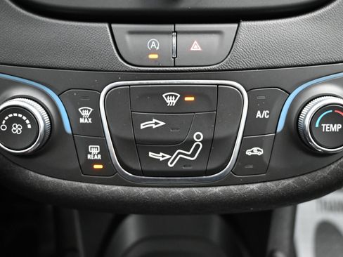 Used 2024 Chevrolet Malibu RS FWD image 15