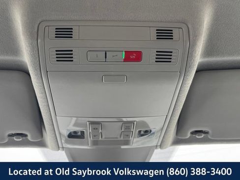Used 2022 Volkswagen Tiguan SE AWD/4WD image 14