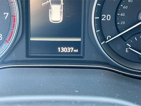 Used 2023 Hyundai Kona SEL image 12