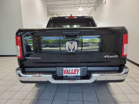 Used 2023 RAM 1500 Big Horn AWD/4WD image 9
