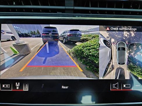 New 2025 Audi Q8 Premium w/ Black Optic Package image 13