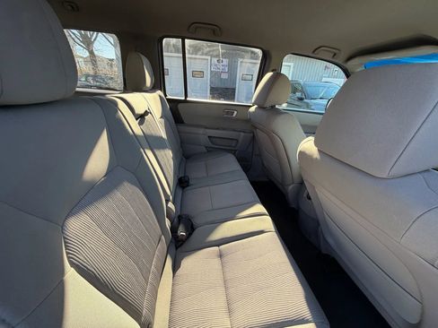 Used 2012 Honda Pilot EX image 17