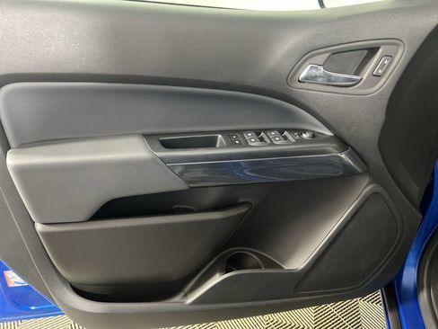 Used 2022 Chevrolet Colorado Z71 AWD/4WD image 20