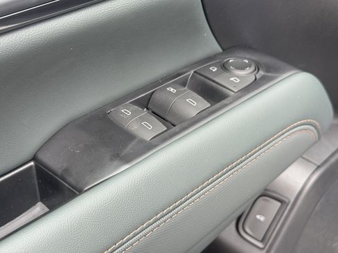 New 2027 GMC Terrain AT4 w/ Convenience Package III AWD/4WD image 21