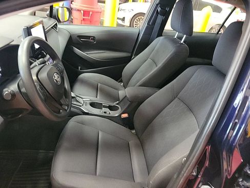 Used 2023 Toyota Corolla LE FWD image 6
