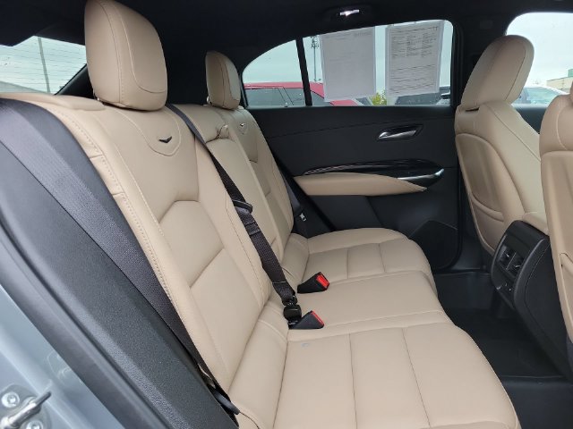 Certified 2024 Cadillac XT4 Luxury w/ Cold Weather Package FWD image 32