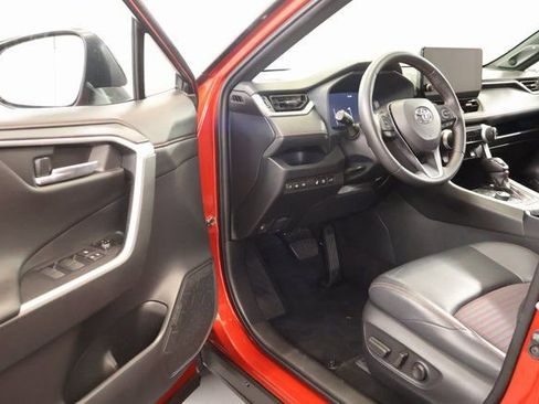Used 2023 Toyota RAV4 XSE w/ Weather Package AWD/4WD image 9