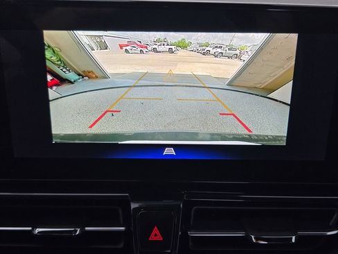 New 2026 Chevrolet TrailBlazer RS w/ Driver Confidence Package FWD image 19