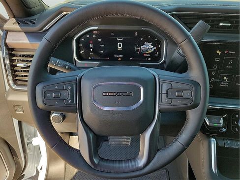 New 2026 GMC Sierra 2500 Denali Ultimate image 16