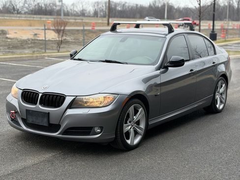 Used 2011 BMW 328i xDrive Sedan image 4