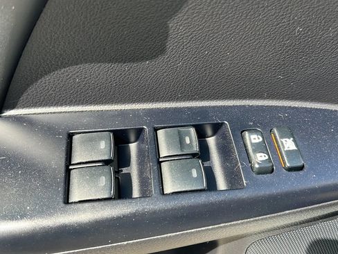 Used 2014 Lexus CT 200h FWD image 14