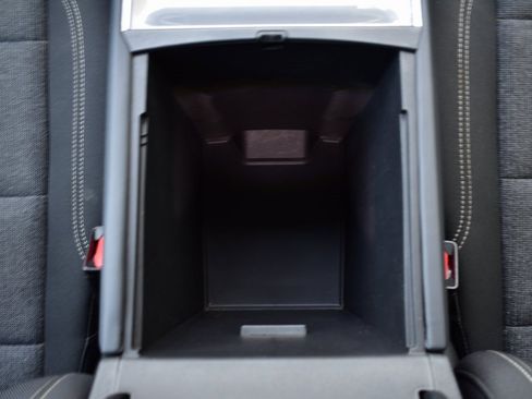 Used 2025 GMC Acadia Elevation image 34