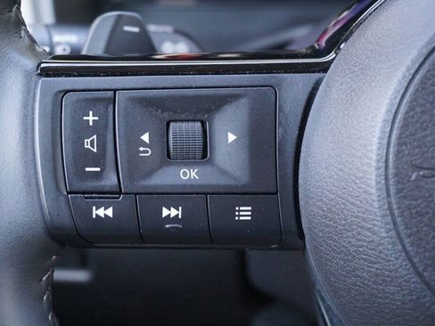 Certified 2024 Nissan Rogue SL image 27