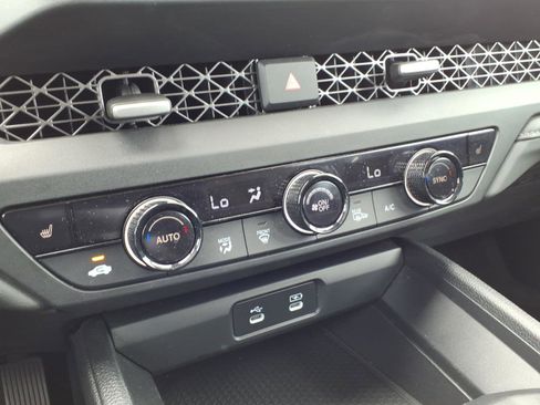 Used 2024 Honda Accord EX image 30