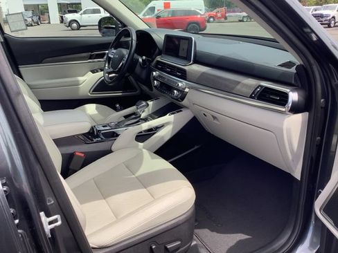 Used 2022 Kia Telluride EX w/ EX Premium Package FWD image 41