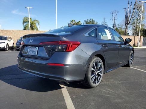 Certified 2024 Honda Civic EX image 5