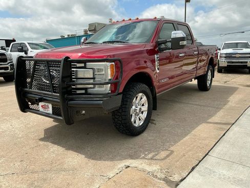 Used 2017 Ford F250 Platinum w/ FX4 Off-Road Package image 2