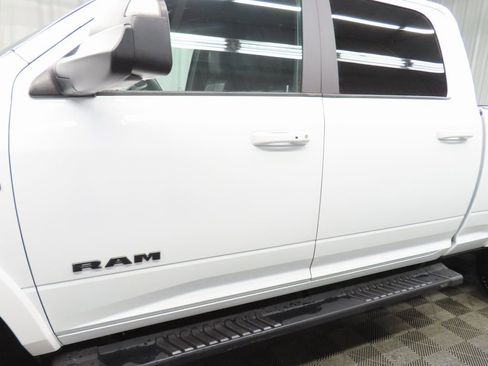Used 2022 RAM 2500 Laramie w/ Night Edition image 39