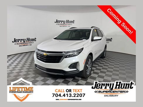 Used 2022 Chevrolet Equinox LT image 1