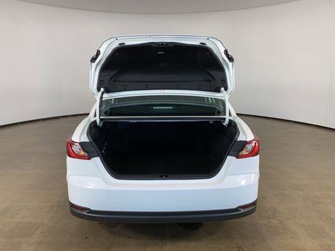 Used 2025 Toyota Camry LE image 29