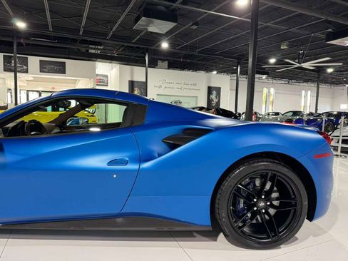 Used 2018 Ferrari 488 Spider image 49