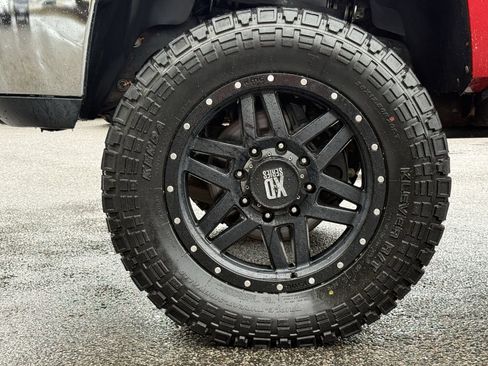 Used 2011 Chevrolet Silverado 2500 LT w/ Suspension Package, Off-Road AWD/4WD image 24