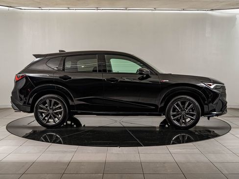 Certified 2025 Acura ADX A-Spec AWD/4WD image 4