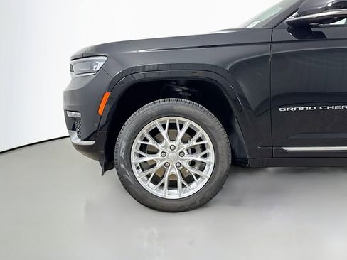Used 2021 Jeep Grand Cherokee L Summit w/ Luxury Tech Group V image 34