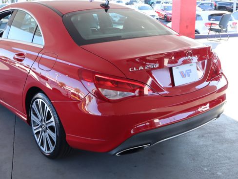 Used 2019 Mercedes-Benz CLA 250 image 9