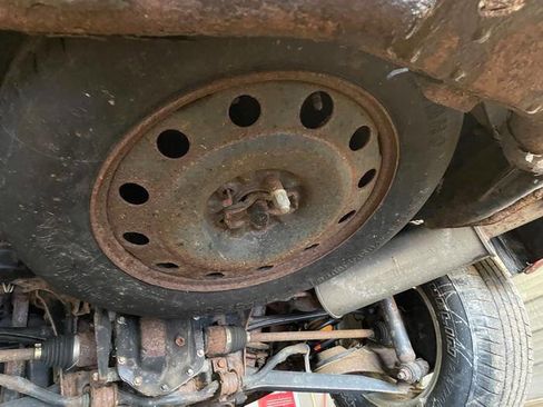 Used 2011 Ford Escape Limited image 26