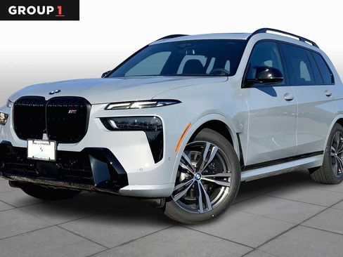 New 2026 BMW X7 M60i image 1