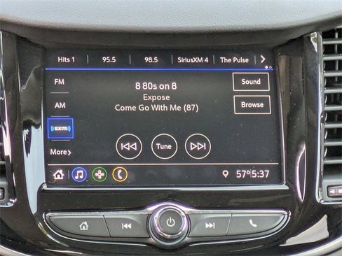 Certified 2022 Chevrolet Trax LT w/ LT Convenience Package image 23