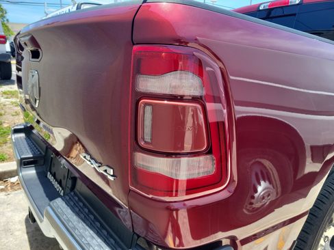Used 2023 RAM 1500 Laramie AWD/4WD image 5
