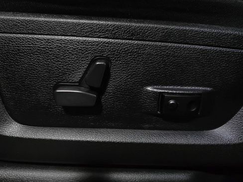 Used 2022 RAM 2500 Laramie image 32