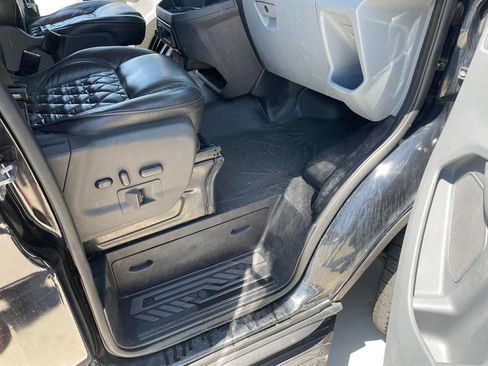 Used 2018 Ford Transit 250 148 Medium Roof RWD image 29