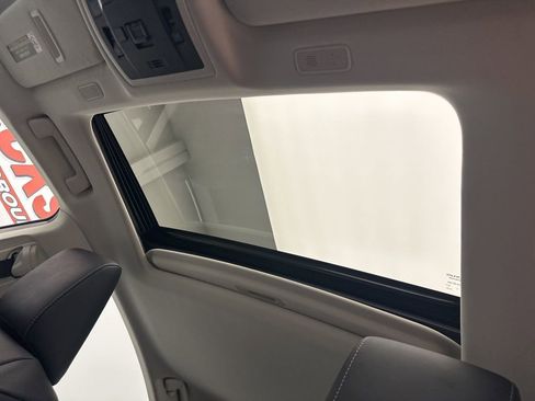 Used 2019 Lexus ES 350 w/ Premium Package image 23