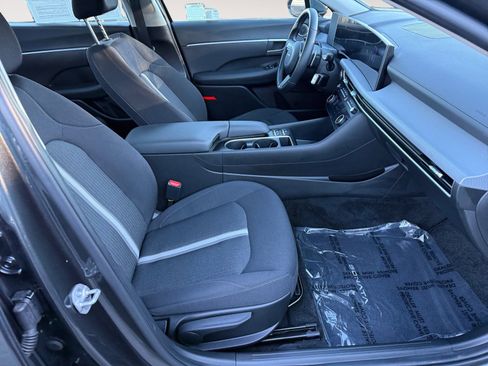 Certified 2024 Hyundai Sonata SEL w/ Convenience Package image 19