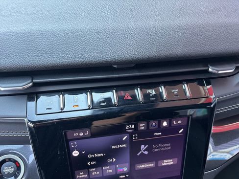 Used 2022 Jeep Grand Cherokee Altitude image 39