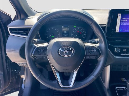 Used 2023 Toyota Corolla Cross S image 13