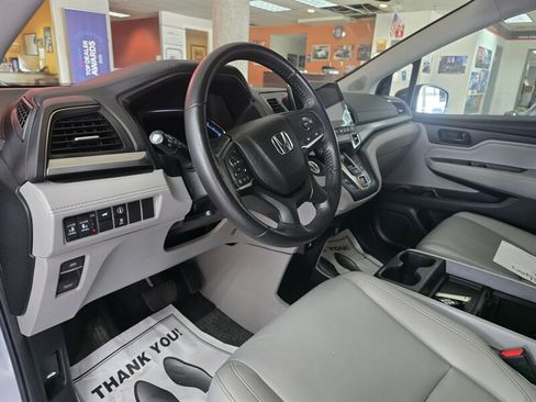 Used 2022 Honda Odyssey EX-L image 8