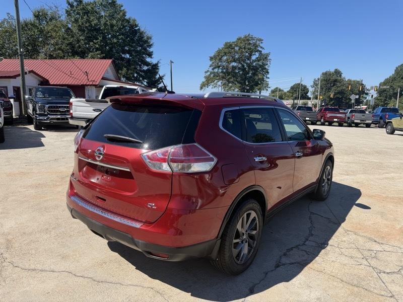 Used 2016 Nissan Rogue SL w/ SL Premium Package FWD image 4