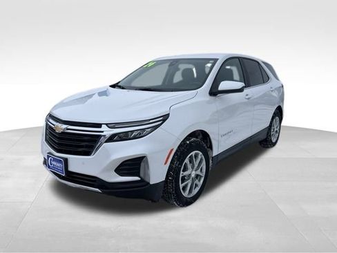 Used 2024 Chevrolet Equinox LT image 1