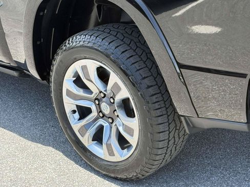 Used 2023 RAM 1500 Limited AWD/4WD image 33