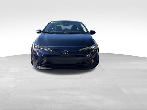 Used 2024 Toyota Corolla LE FWD image 10