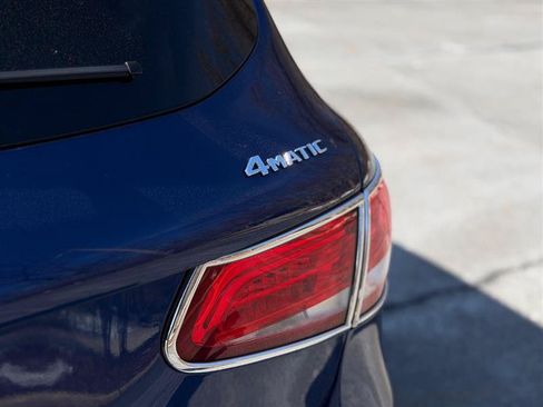 Used 2018 Mercedes-Benz GLC 300 4MATIC image 28