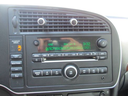 Used 2008 Saab 9-3 2.0T w/ Moonroof Package FWD image 5