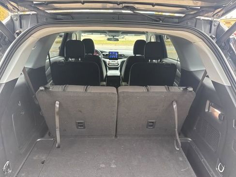 Used 2023 Ford Explorer XLT image 22